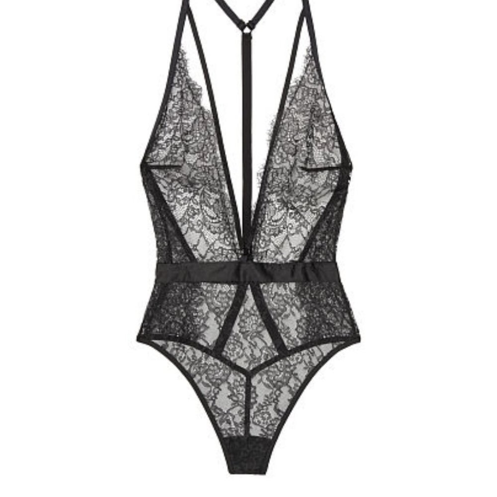 NEW VS Strappy Fishnet Chantilly Lace Thong Teddy